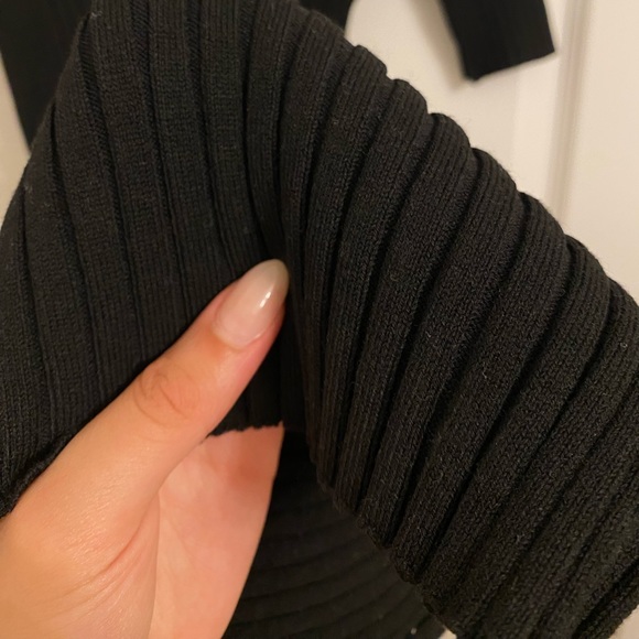 BLACK FITTED DRESS - Picture 5 of 6